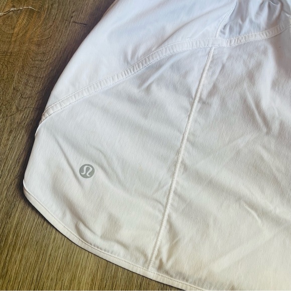 Lululemon Tracker Shorts - Picture 6 of 7